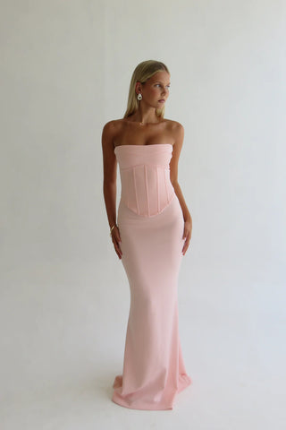 Home page  Tagged "rent"  Runway Rentals